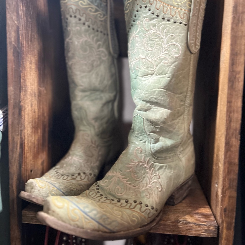 Old gringo size 9 boots